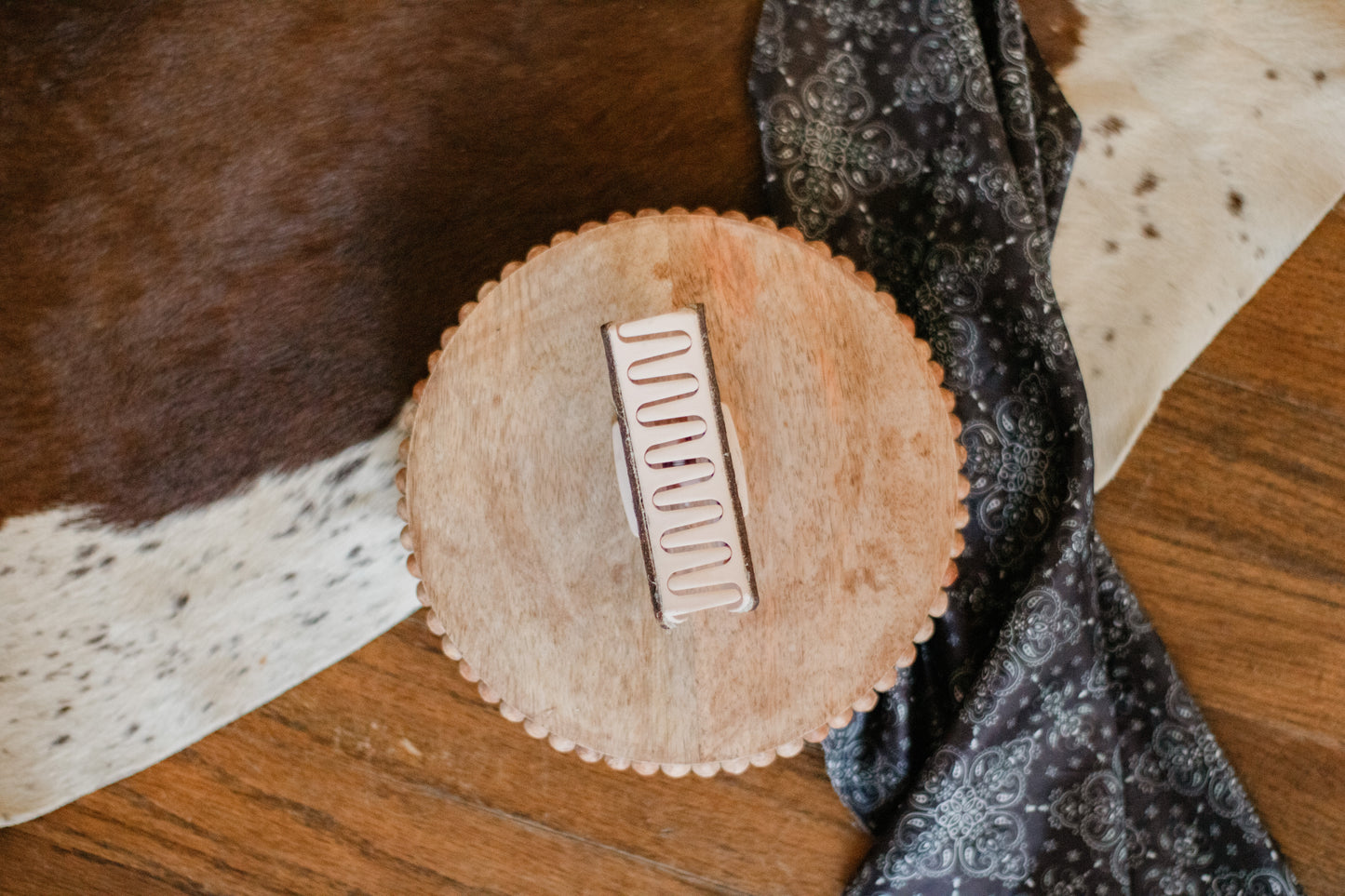 Angus Ombre Cowhide Claw Clip